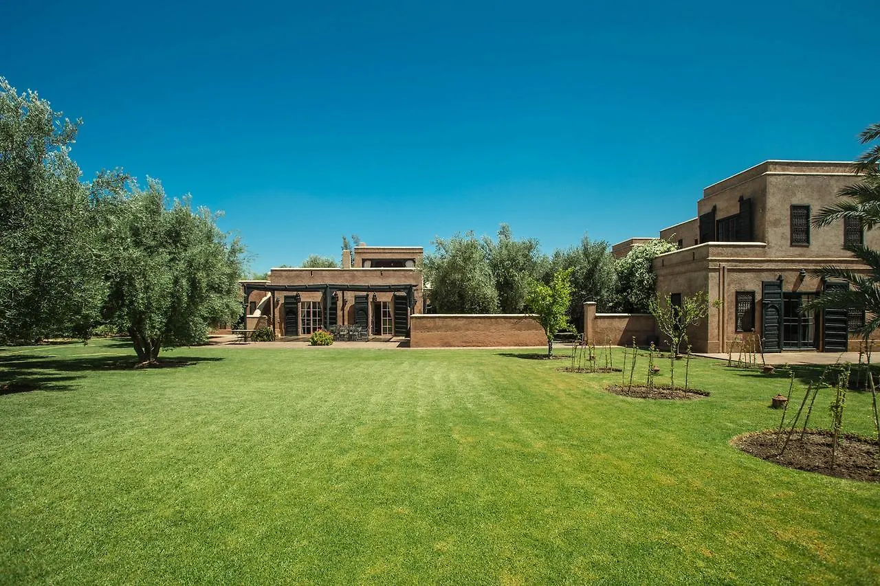 Villa Alouna En Exclusivite Avec Piscine Privee Dans La Palmeraie Marakéš