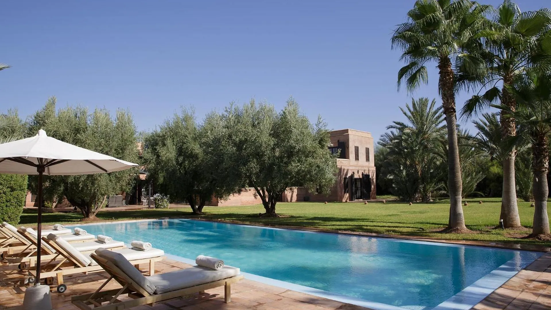 Villa Alouna En Exclusivite Avec Piscine Privee Dans La Palmeraie Marrakesh