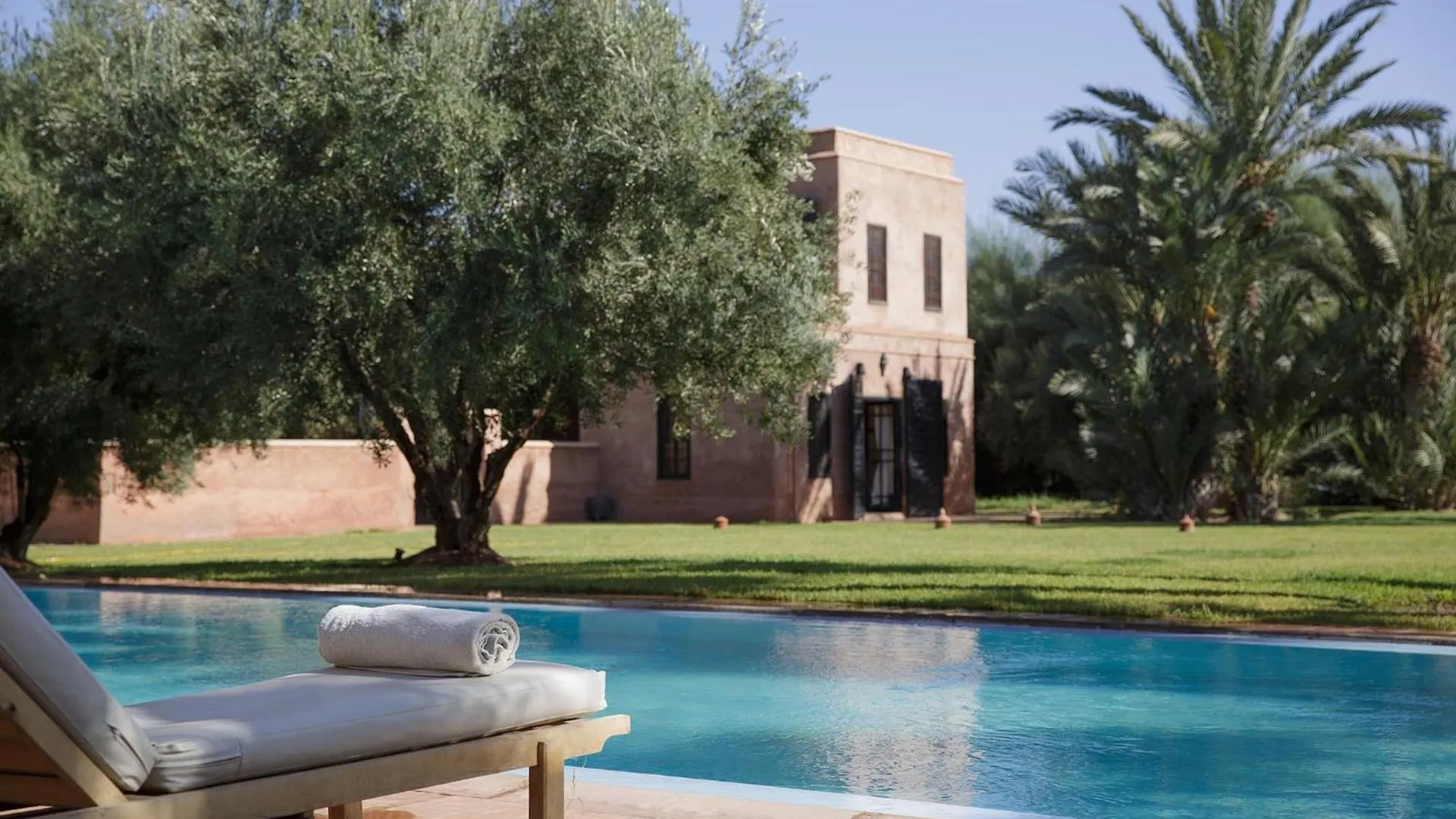 Villa Alouna En Exclusivite Avec Piscine Privee Dans La Palmeraie Marrakesh