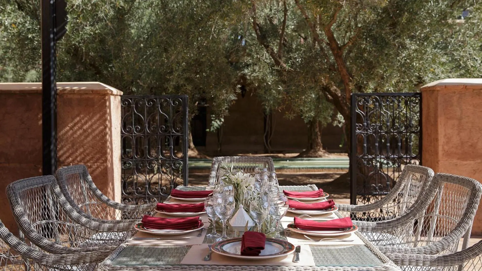Villa Alouna En Exclusivite Avec Piscine Privee Dans La Palmeraie Marrakesh